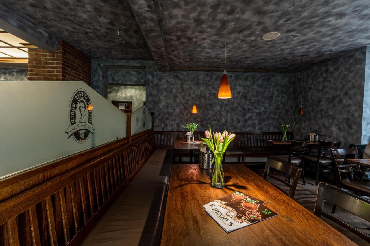 Henriettas Sleeping Pansiyon Ulm Dış mekan fotoğraf