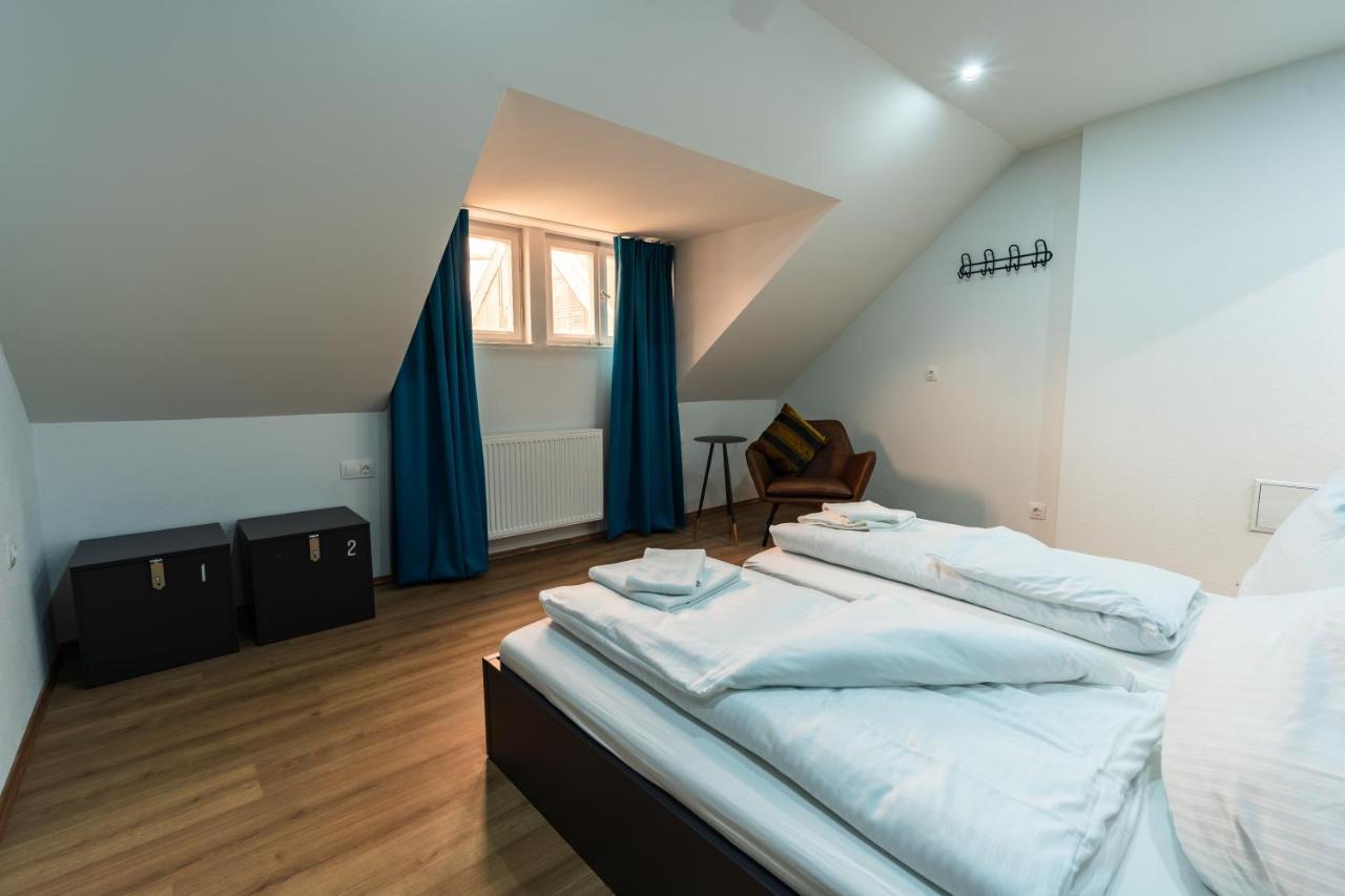 Henriettas Sleeping Pansiyon Ulm Dış mekan fotoğraf